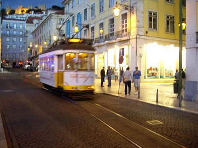 tram 28